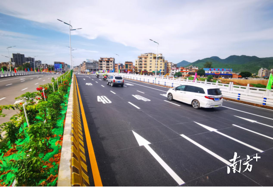 良江橋新貌。黃津 攝